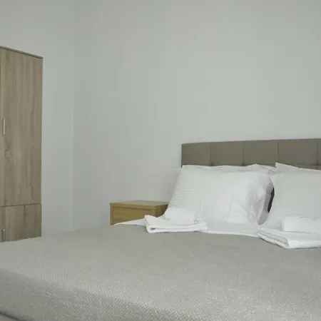 Diomidi's House Nyaraló