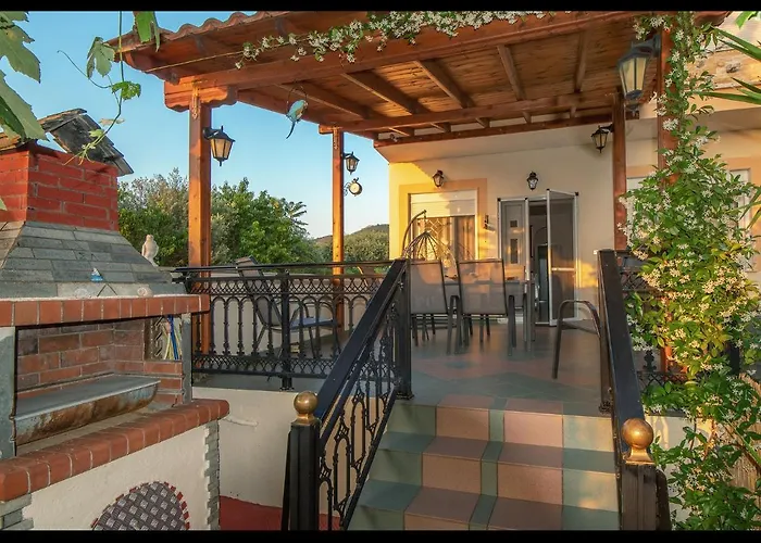 בית נופש Diomidi's House *