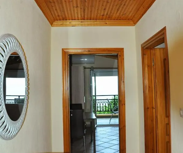 בית נופש Diomidi's House *