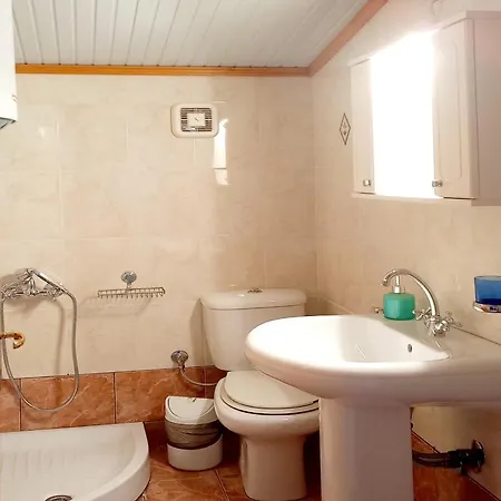 Tatil Evi Diomidi's House *