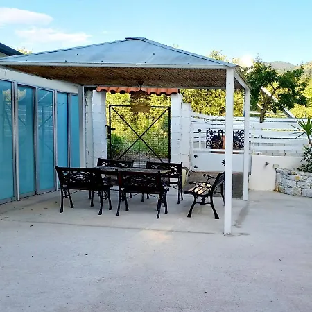 Tatil Evi Diomidi's House